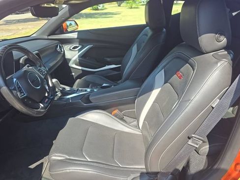 Used 2023 Chevrolet Camaro SS RWD image 8