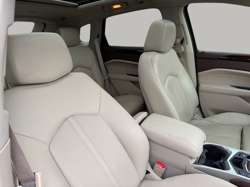 Used 2014 Cadillac SRX Luxury w/ Driver Awareness Package image 37