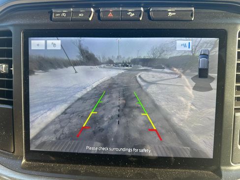 Used 2023 Ford F150 Lariat w/ FX4 Off-Road Package image 9