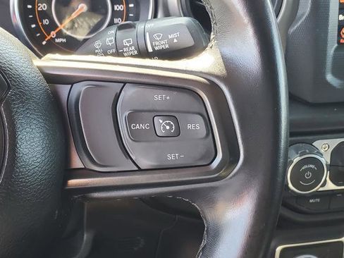 Used 2022 Jeep Wrangler Unlimited Sport image 12