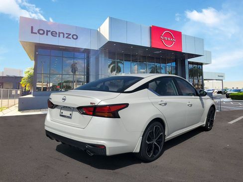 New 2025 Nissan Altima 2.5 SR image 4