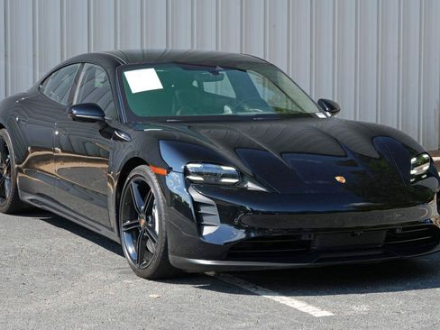 Used 2024 Porsche Taycan GTS w/ Premium Package (P6U) AWD/4WD image 59