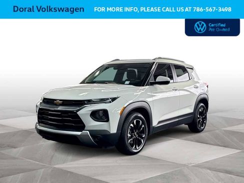 Used 2023 Chevrolet TrailBlazer LT FWD image 1
