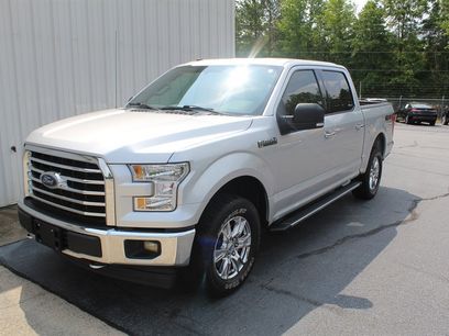 Used 2017 Ford F150 XLT w/ Equipment Group 301A Mid