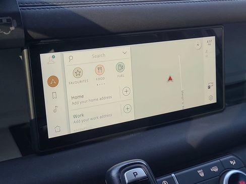 Used 2022 Land Rover Defender 110 image 27