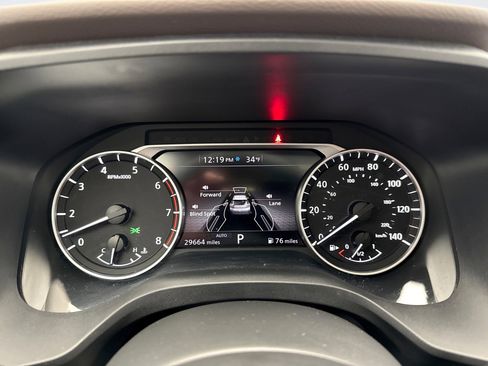 Used 2023 Nissan Rogue SV w/ SV Premium B Package image 13