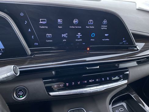 Used 2021 Cadillac Escalade Sport w/ Driver Assist Tech Package image 5