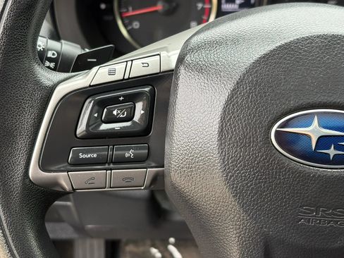 Used 2015 Subaru Crosstrek 2.0i Premium w/ Moonroof Package AWD/4WD image 11