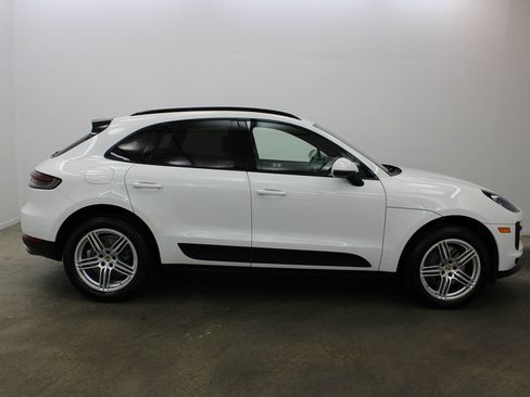 Certified 2021 Porsche Macan S AWD/4WD image 8