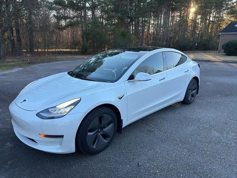 Used 2020 Tesla Model 3 Standard Range Plus image 8
