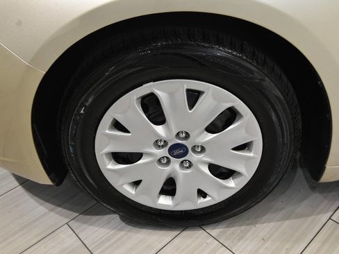 Used 2019 Ford Fusion S image 10