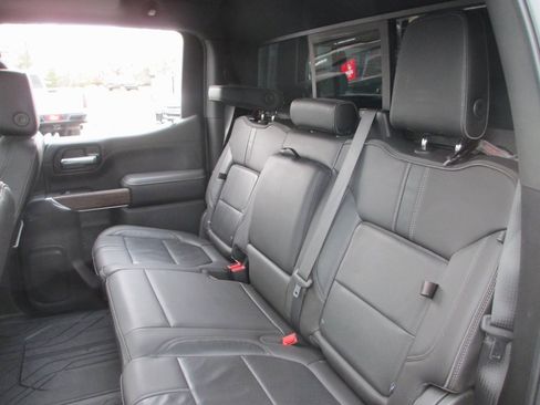 Used 2019 Chevrolet Silverado 1500 High Country image 21