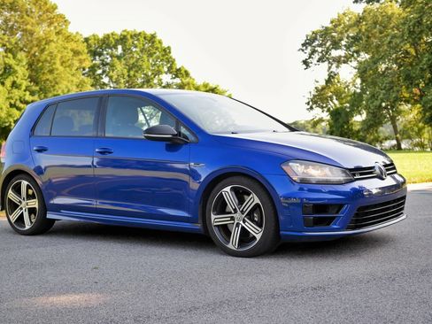Used 2015 Volkswagen Golf R 4-Door AWD/4WD image 25