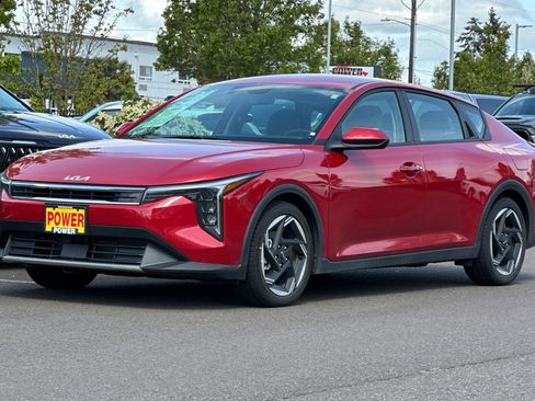 Certified 2025 Kia K4 EX image 8