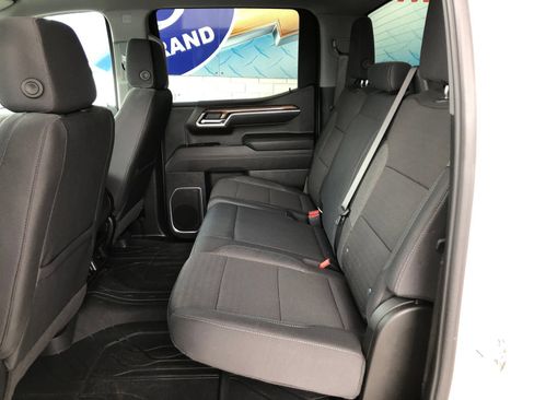 Used 2026 Chevrolet Silverado 1500 RST w/ RST Select Package AWD/4WD image 8