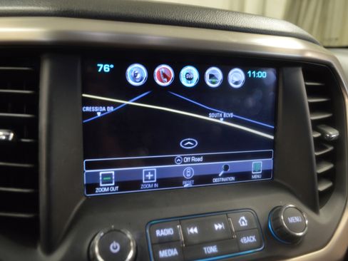 Used 2017 GMC Acadia Denali w/ Technology Package AWD/4WD image 19