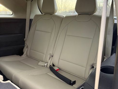 Used 2018 Acura MDX SH-AWD w/ Technology Package image 12