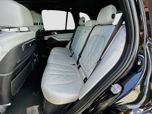 Used 2024 BMW X5 M60i w/ Executive Package AWD/4WD image 26