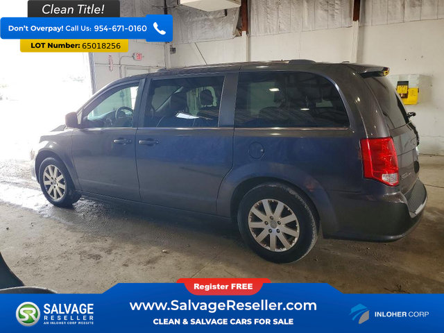 Used 2020 Dodge Grand Caravan SXT FWD image 3