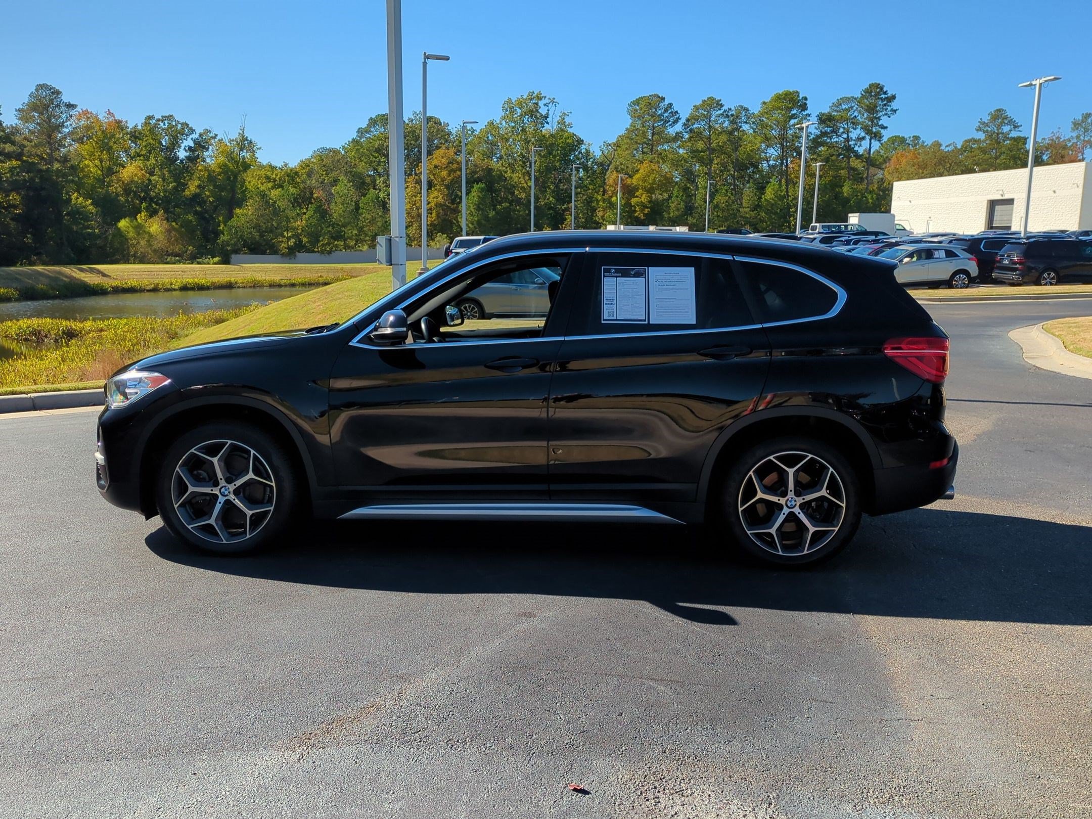 Used 2018 BMW X1 xDrive28i w/ Convenience Package AWD/4WD image 7