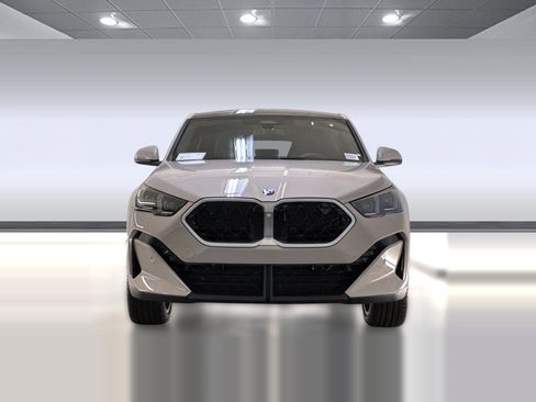 New 2026 BMW X2 xDrive28i w/ Technology Package image 5