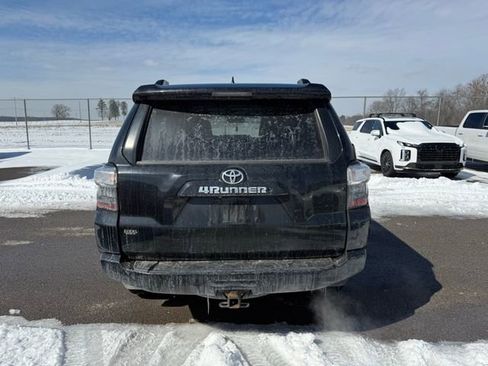 Used 2019 Toyota 4Runner SR5 Premium image 7