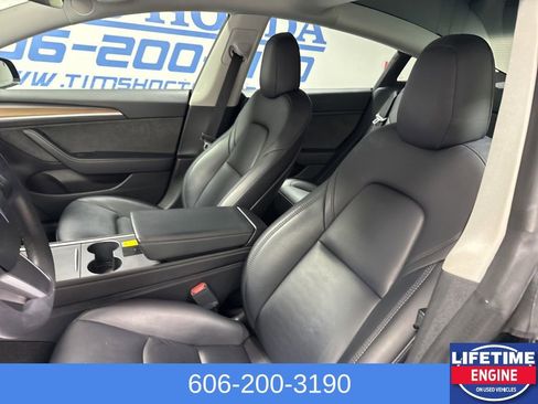 Used 2023 Tesla Model 3 Standard Range image 21