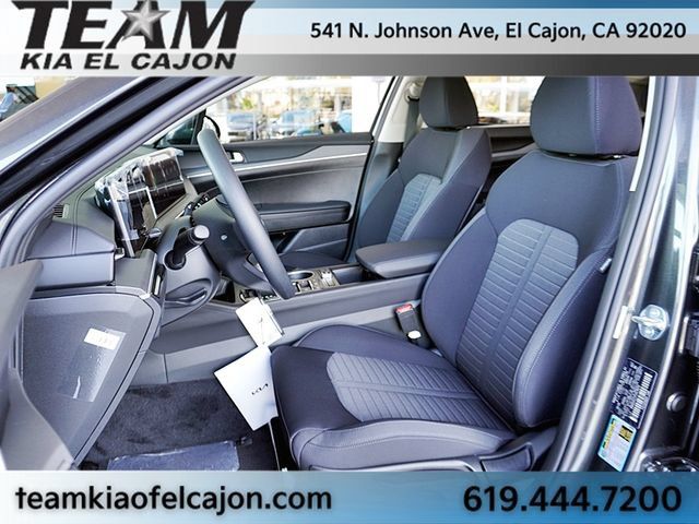 New 2026 Kia K5 LXS FWD image 17