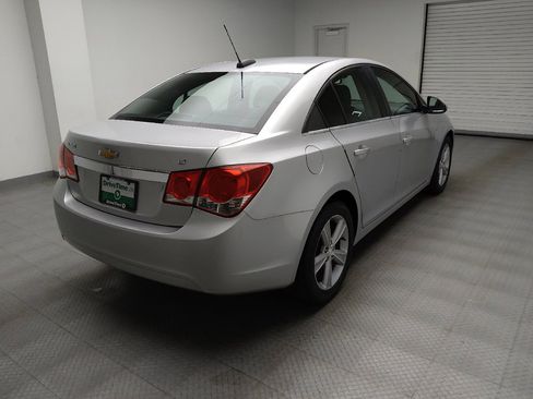 Used 2015 Chevrolet Cruze LT FWD image 9