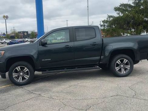 Used 2018 Chevrolet Colorado W/T w/ Custom Special Edition AWD/4WD image 5