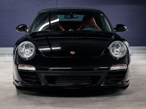 Used 2009 Porsche 911 Carrera S RWD image 5