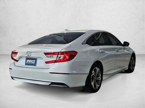 Used 2018 Honda Accord EX image 4