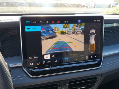 New 2026 Volkswagen Tiguan SE R-Line image 19