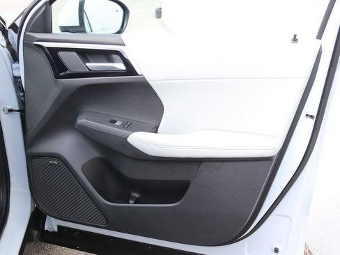 Used 2025 Mitsubishi Outlander SE AWD/4WD image 16