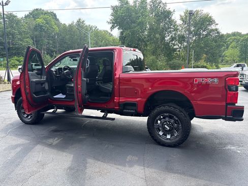 Used 2023 Ford F250 Lariat w/ Sport Appearance Package AWD/4WD image 35