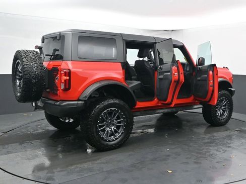 Used 2023 Ford Bronco Black Diamond image 40