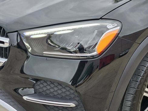 Certified 2026 Mercedes-Benz GLE 350 4MATIC image 9