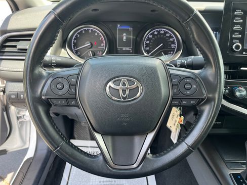 Used 2023 Toyota Camry SE FWD image 12