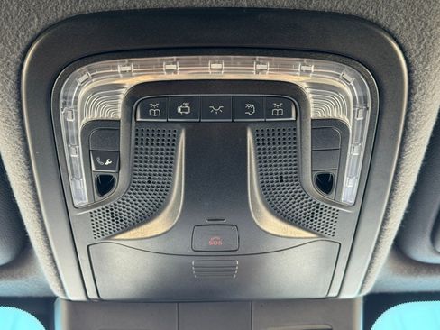 Used 2023 Mercedes-Benz Sprinter 2500 image 32