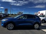 Used 2022 Ford Escape Titanium image 2