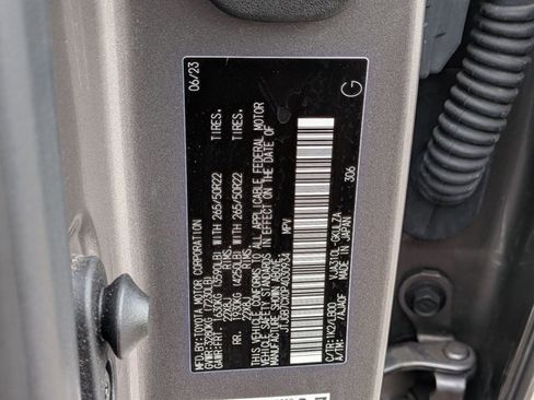 Used 2023 Lexus LX 600 4WD w/ Luxury Package image 25