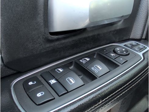 Used 2024 RAM 2500 Big Horn image 12