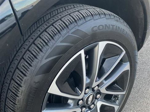 Certified 2025 Cadillac Optiq Sport 2 w/ LPO, Floor Liner Package image 9