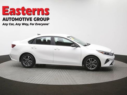 Used 2022 Kia Forte LXS FWD image 45