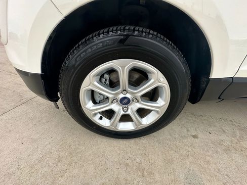 Used 2021 Ford EcoSport SE w/ SE Convenience Package image 34