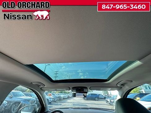 Used 2025 Hyundai Tucson Limited AWD/4WD image 14