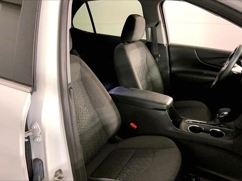 Used 2024 Chevrolet Equinox LT AWD/4WD image 7