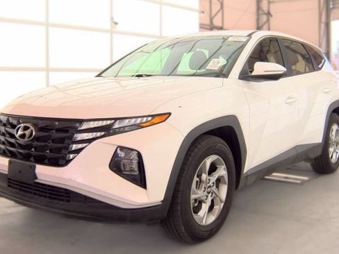 Used 2022 Hyundai Tucson SE FWD image 1