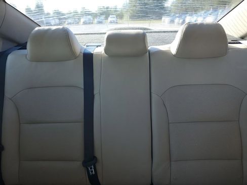 Used 2017 Hyundai Elantra Value Edition image 13