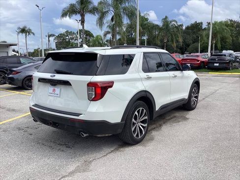 Used 2022 Ford Explorer ST-Line w/ Class IV Trailer Tow Package RWD image 8